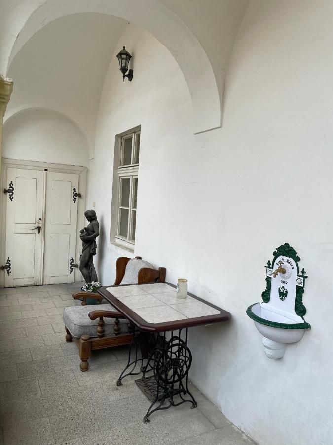 Apartman Gold Na Zamku Ceska Kamenice Exterior photo